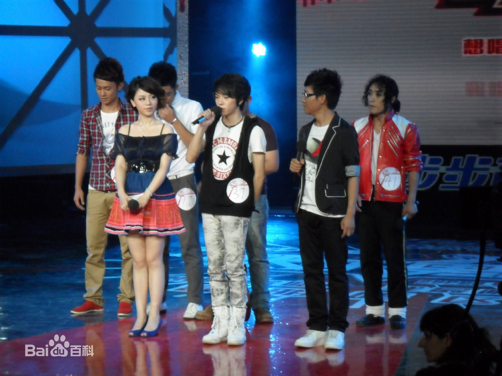 魏星(TIKY)在2010快乐男声壁纸壁纸