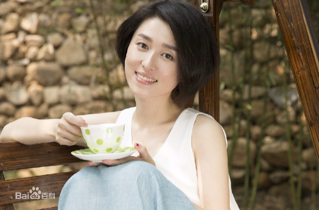 最优质宫哲生活照