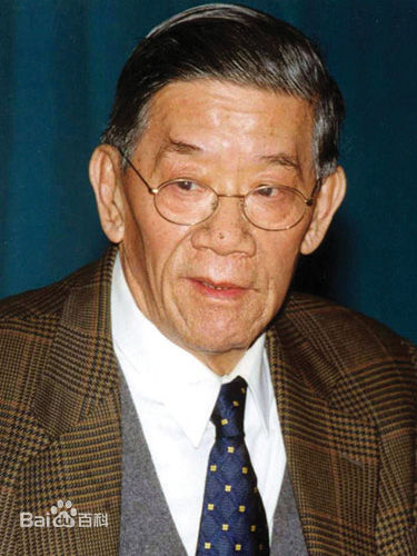 最优质英若诚生活照