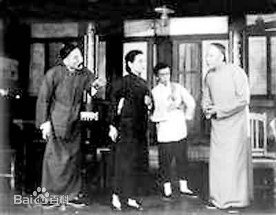 最优质英若诚生活照