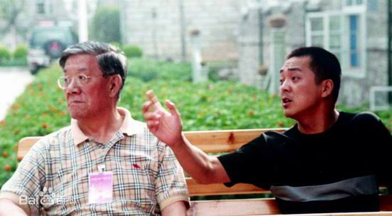 最优质英若诚生活照