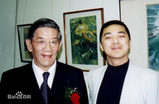 最优质英若诚生活照