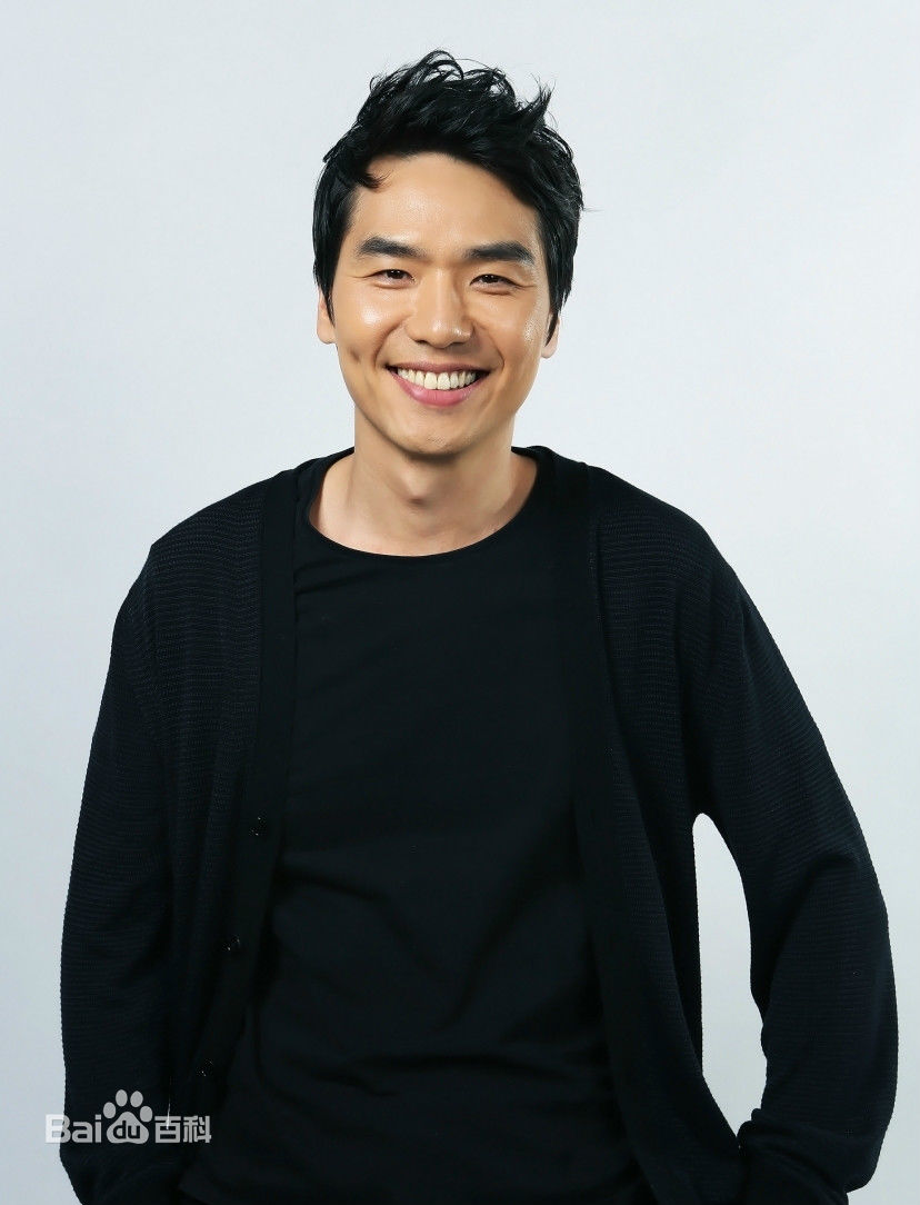 最新金泰勋()壁纸