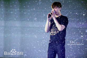 郑允浩(ユンホ（ユノ）、Jung Yunho、Jeong Yoonho)-演唱会舞台图片图集