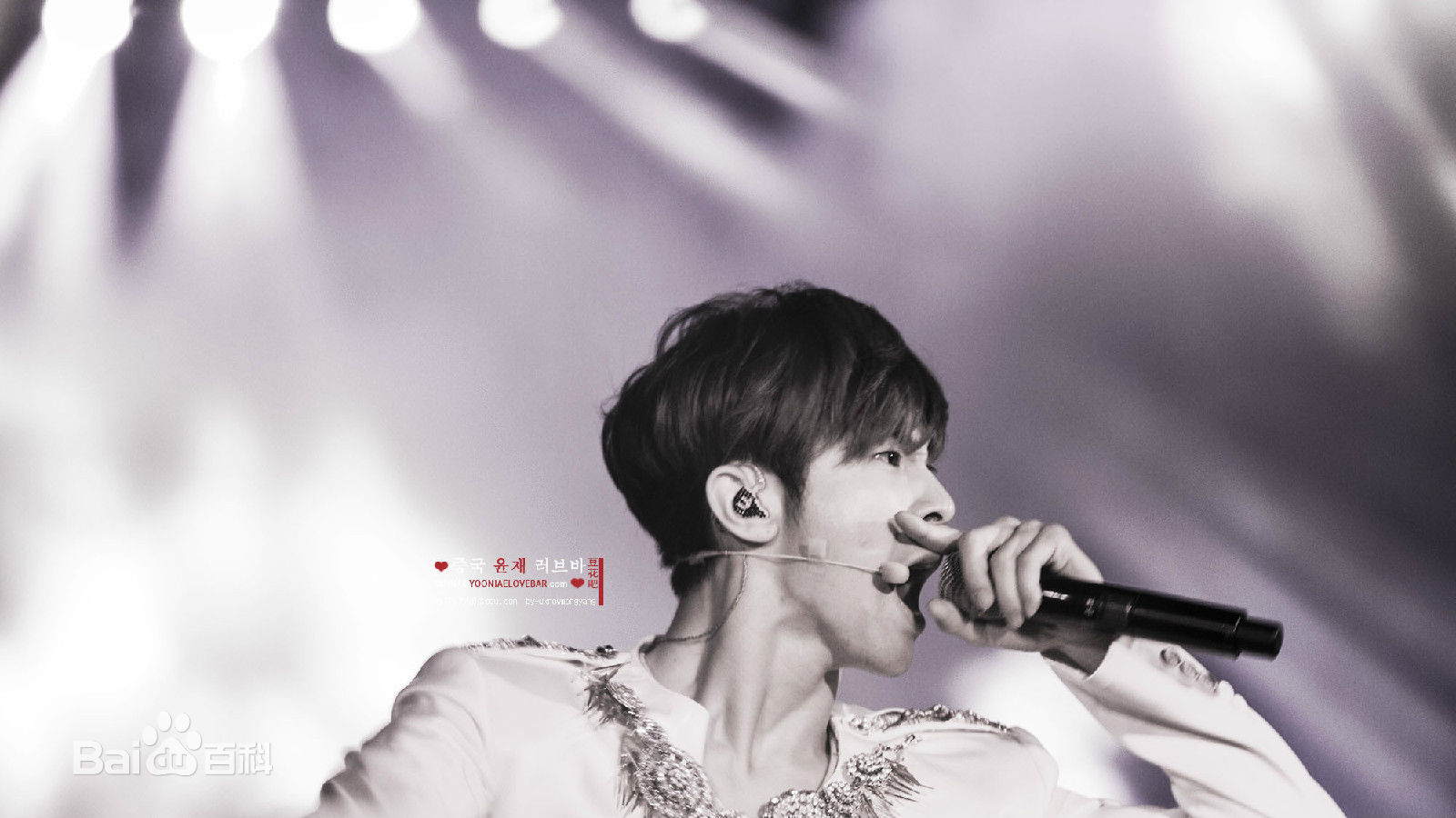 郑允浩(ユンホ（ユノ）、Jung Yunho、Jeong Yoonho)-演唱会舞台图片图集