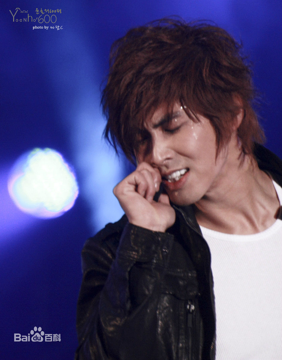 郑允浩(ユンホ（ユノ）、Jung Yunho、Jeong Yoonho)-MJ纪念公演舞台前后照片