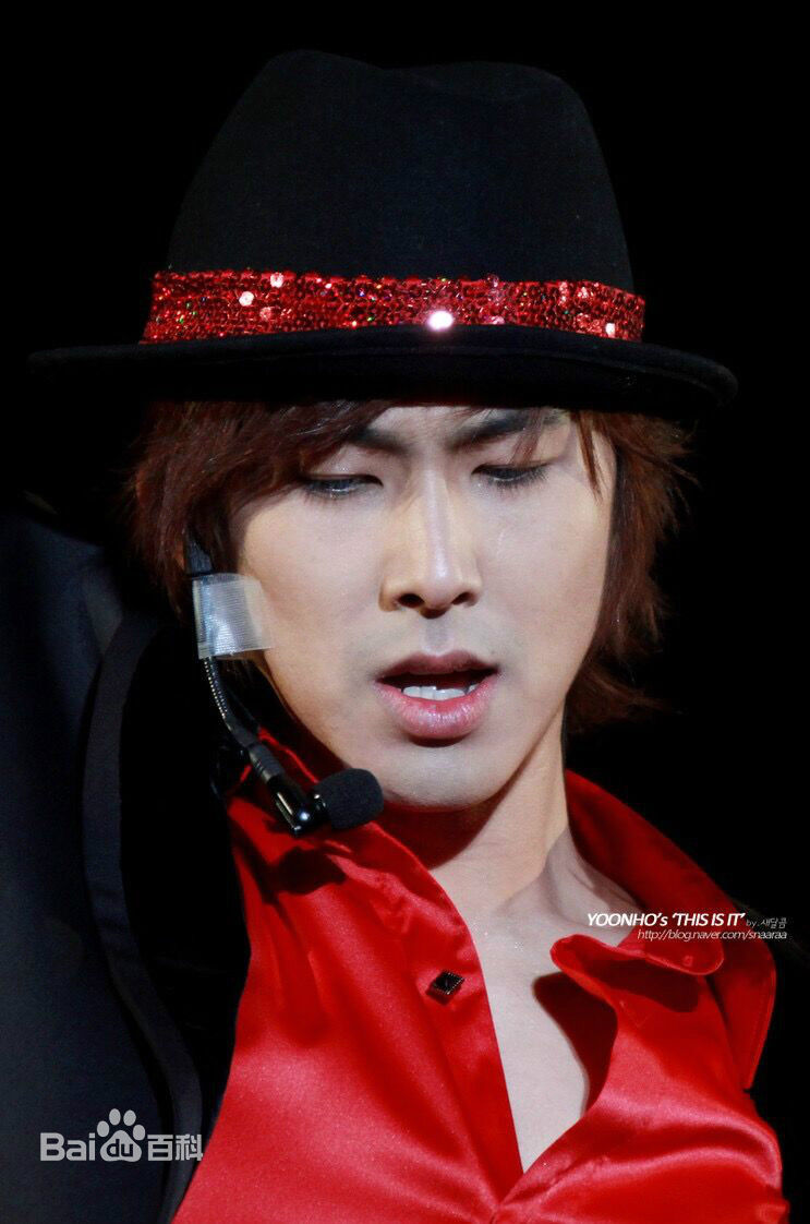 郑允浩(ユンホ（ユノ）、Jung Yunho、Jeong Yoonho)-MJ纪念公演舞台前后照片