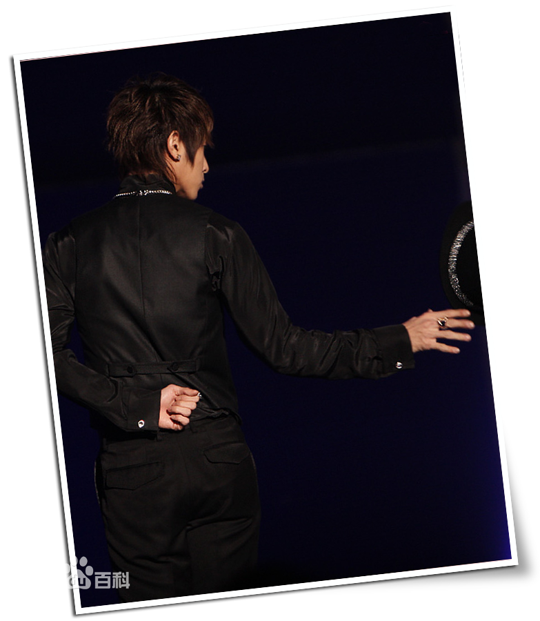 郑允浩(ユンホ（ユノ）、Jung Yunho、Jeong Yoonho)-SOLO舞台前后照片