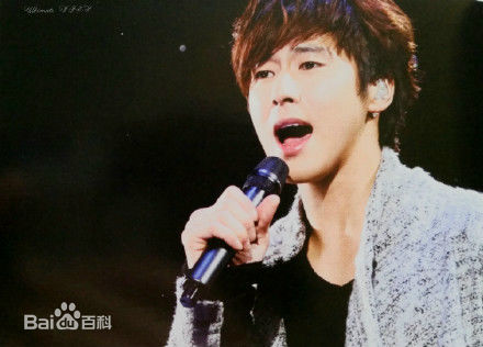 郑允浩(ユンホ（ユノ）、Jung Yunho、Jeong Yoonho)-SOLO舞台前后照片