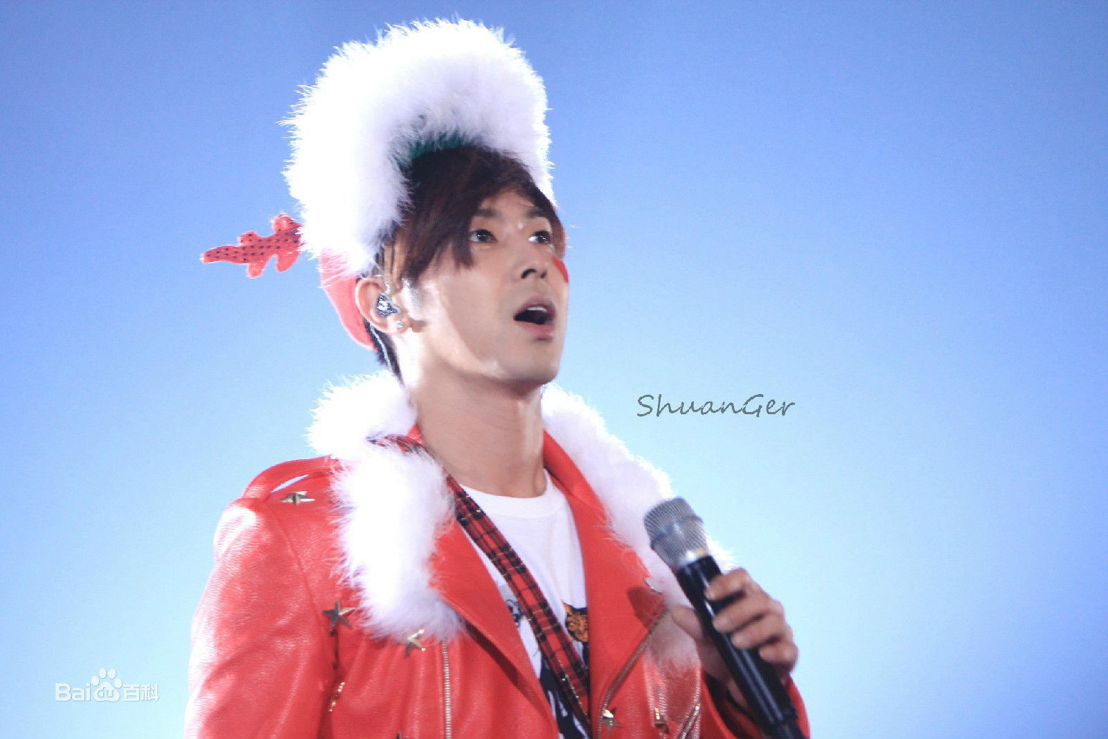 郑允浩(ユンホ（ユノ）、Jung Yunho、Jeong Yoonho)-SOLO舞台前后照片