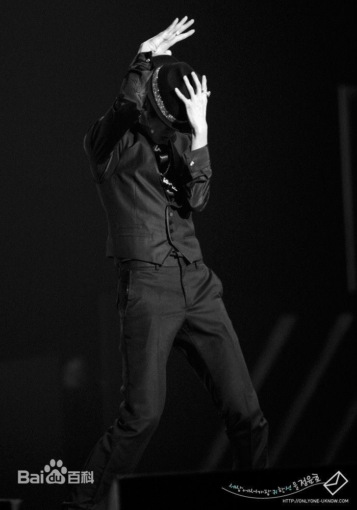 郑允浩(ユンホ（ユノ）、Jung Yunho、Jeong Yoonho)-SOLO舞台前后照片