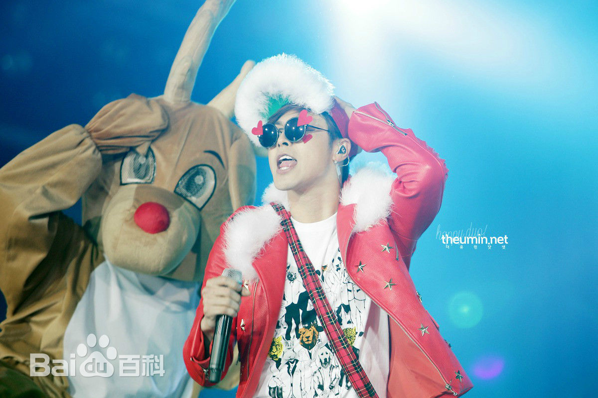 郑允浩(ユンホ（ユノ）、Jung Yunho、Jeong Yoonho)-SOLO舞台前后照片