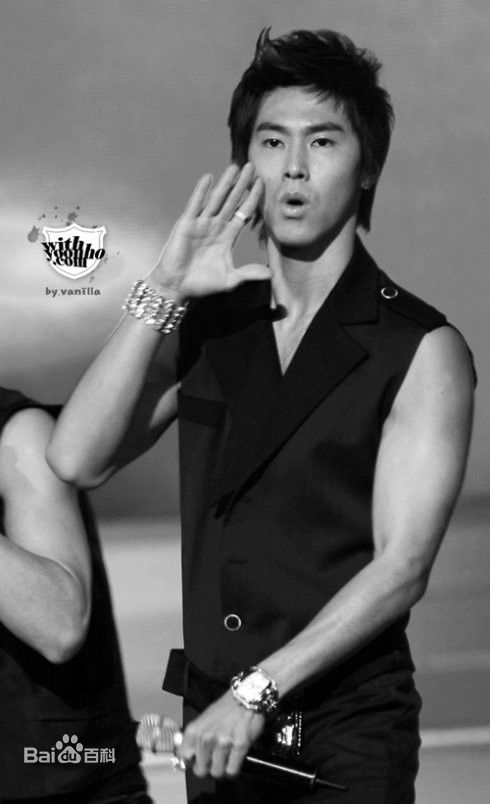 郑允浩(ユンホ（ユノ）、Jung Yunho、Jeong Yoonho)-打歌舞台前后照片