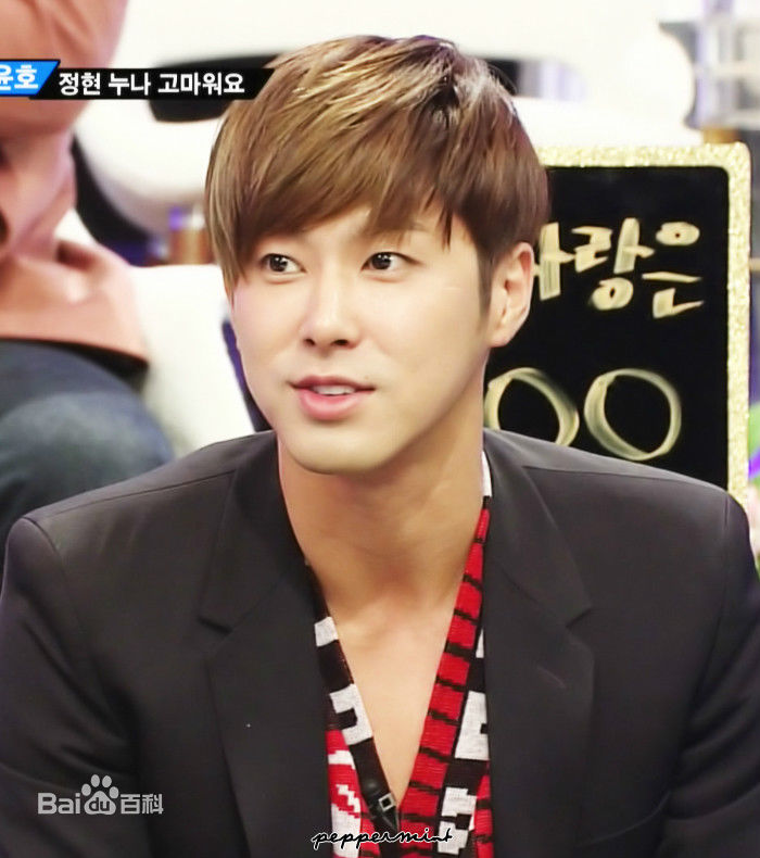 郑允浩(ユンホ（ユノ）、Jung Yunho、Jeong Yoonho)-综艺舞台前后照片