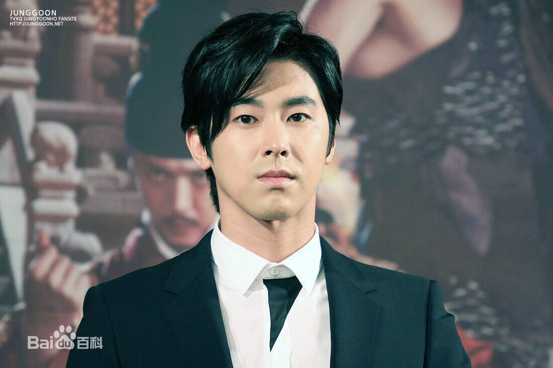 郑允浩(ユンホ（ユノ）、Jung Yunho、Jeong Yoonho)-新闻发布会前后照片