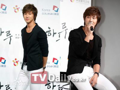 郑允浩(ユンホ（ユノ）、Jung Yunho、Jeong Yoonho)-新闻发布会前后照片