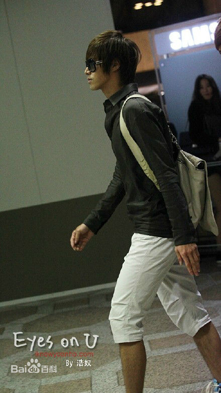 郑允浩(ユンホ（ユノ）、Jung Yunho、Jeong Yoonho)-机场饭拍图片图集