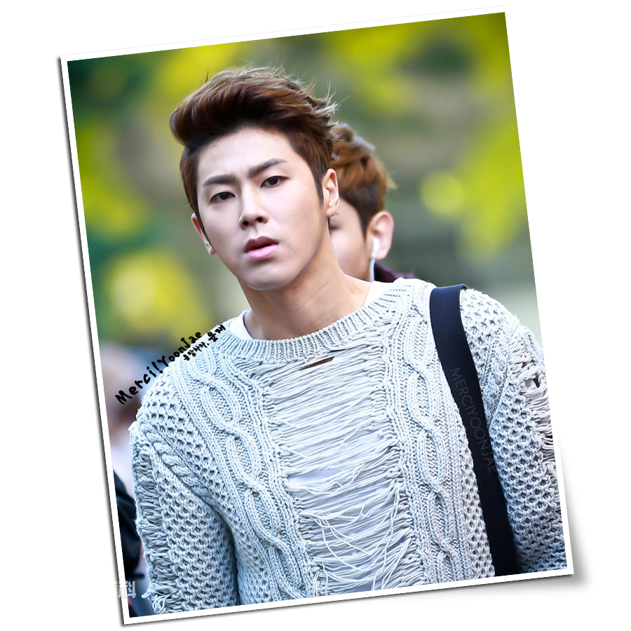 郑允浩(ユンホ（ユノ）、Jung Yunho、Jeong Yoonho)-上班饭拍生活照相册