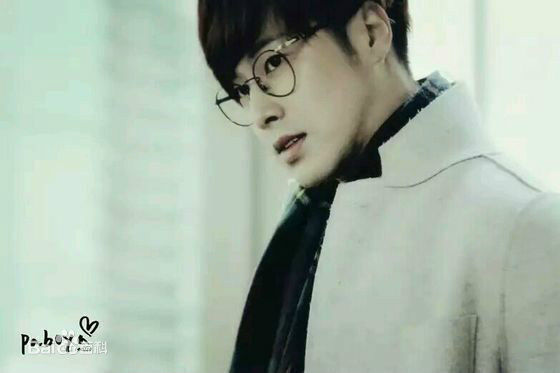 郑允浩(ユンホ（ユノ）、Jung Yunho、Jeong Yoonho)-上班饭拍生活照相册