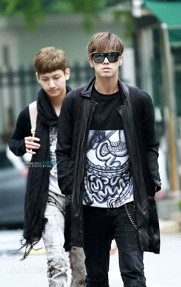 郑允浩(ユンホ（ユノ）、Jung Yunho、Jeong Yoonho)-上班饭拍生活照相册