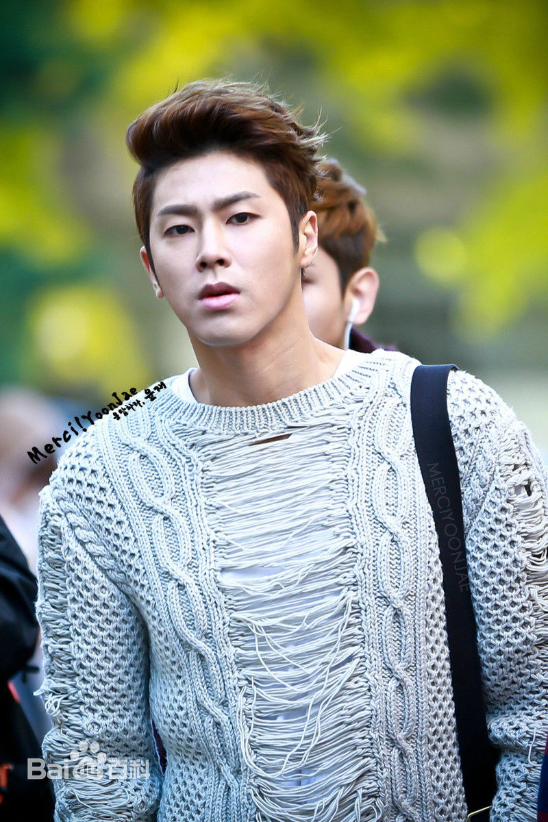 郑允浩(ユンホ（ユノ）、Jung Yunho、Jeong Yoonho)-上班饭拍生活照相册