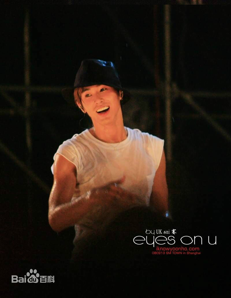 郑允浩(ユンホ（ユノ）、Jung Yunho、Jeong Yoonho)笑靥如喵的前后照片