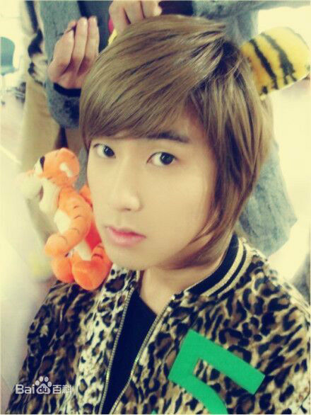 郑允浩(ユンホ（ユノ）、Jung Yunho、Jeong Yoonho)软萌可爱的图片图集