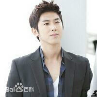 郑允浩(ユンホ（ユノ）、Jung Yunho、Jeong Yoonho)霸气外露的性感图片图集