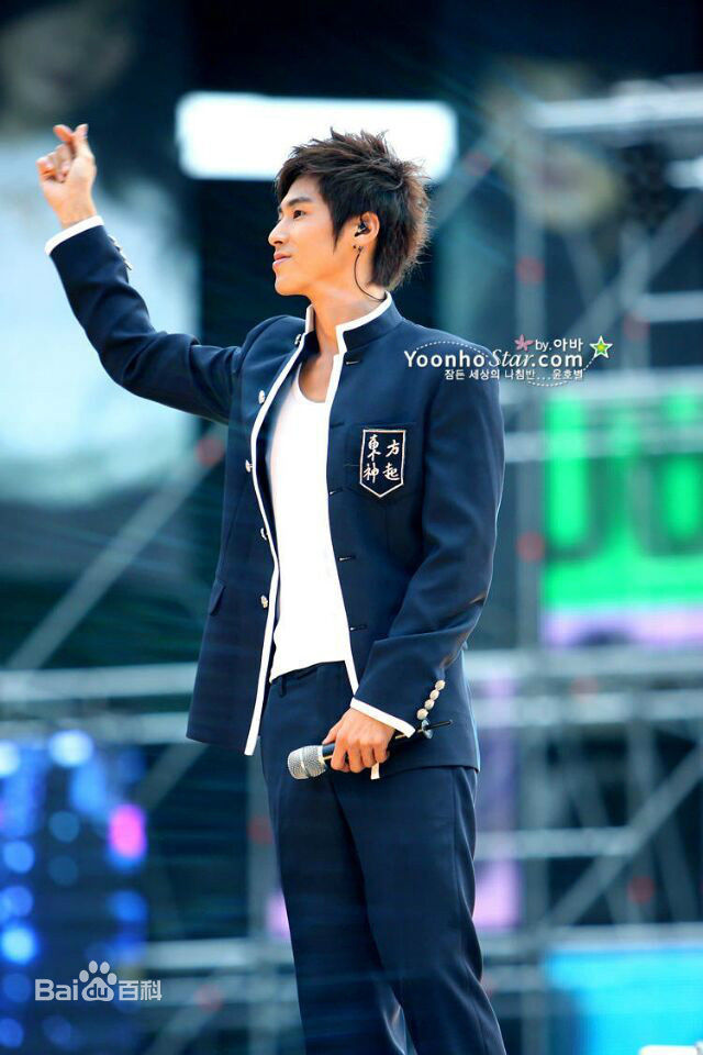 郑允浩(ユンホ（ユノ）、Jung Yunho、Jeong Yoonho)霸气外露的性感图片图集