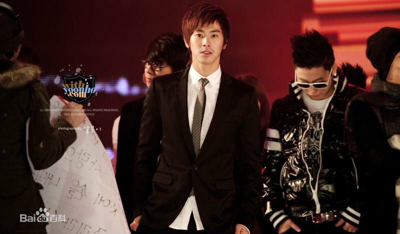 郑允浩(ユンホ（ユノ）、Jung Yunho、Jeong Yoonho)霸气外露的性感图片图集