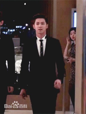 郑允浩(ユンホ（ユノ）、Jung Yunho、Jeong Yoonho)霸气外露的性感图片图集