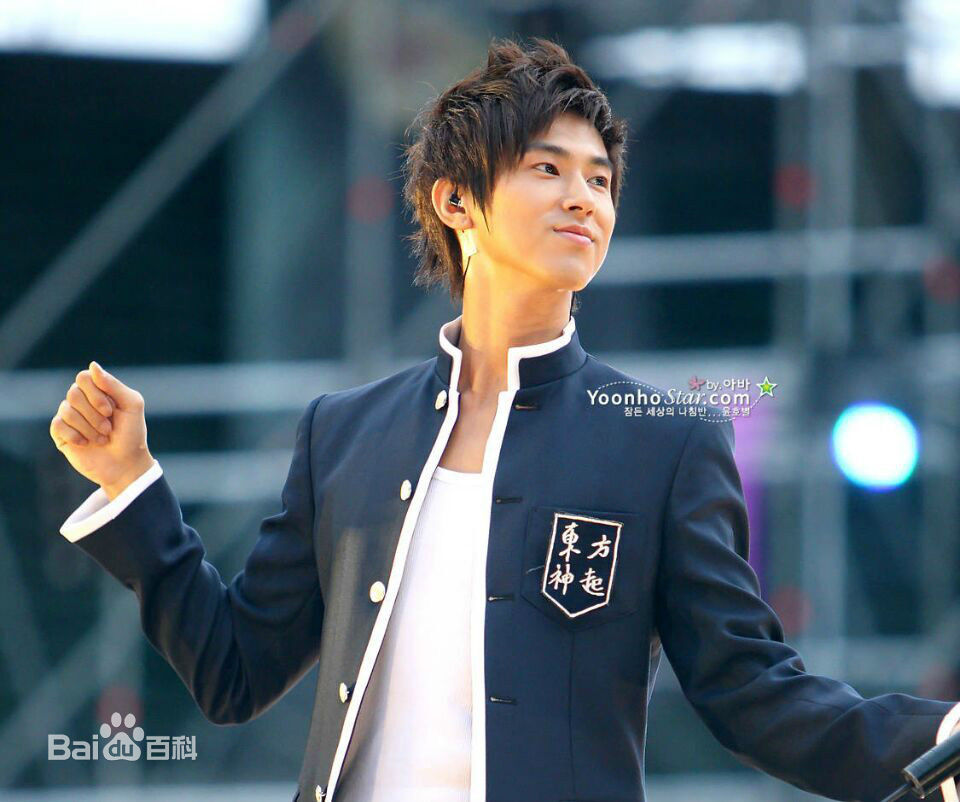 郑允浩(ユンホ（ユノ）、Jung Yunho、Jeong Yoonho)霸气外露的性感图片图集