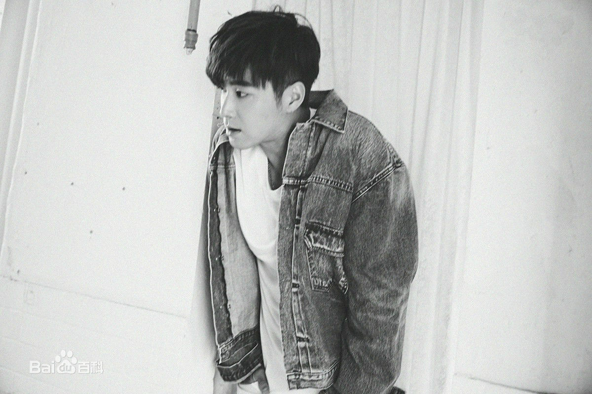 郑允浩(ユンホ（ユノ）、Jung Yunho、Jeong Yoonho)-专辑造型壁纸壁纸