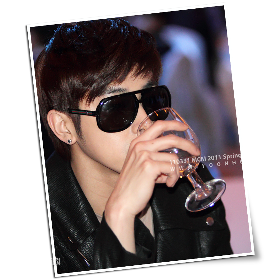 郑允浩(ユンホ（ユノ）、Jung Yunho、Jeong Yoonho)-活动照素颜照相册