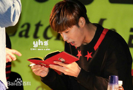 郑允浩(ユンホ（ユノ）、Jung Yunho、Jeong Yoonho)-活动照素颜照相册