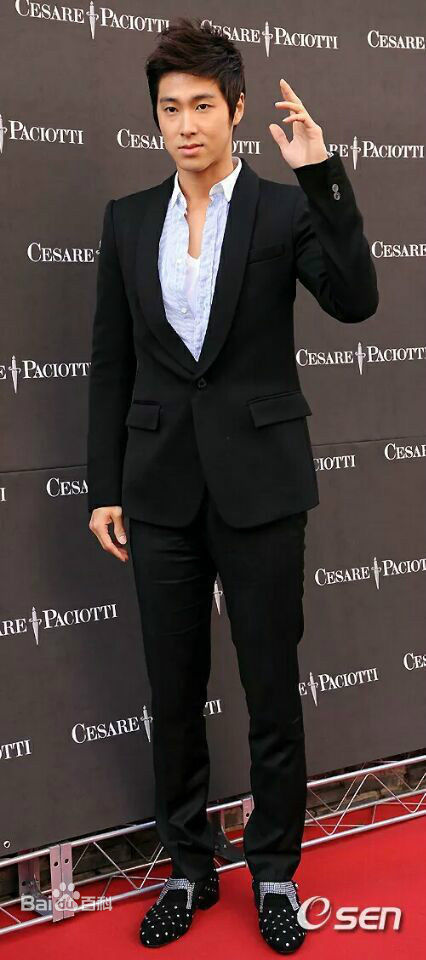 郑允浩(ユンホ（ユノ）、Jung Yunho、Jeong Yoonho)-活动照素颜照相册