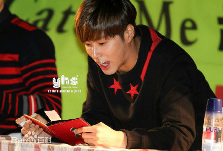 郑允浩(ユンホ（ユノ）、Jung Yunho、Jeong Yoonho)-活动照素颜照相册