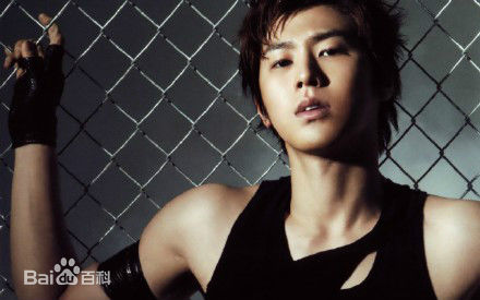 郑允浩(ユンホ（ユノ）、Jung Yunho、Jeong Yoonho)行走的R18图册