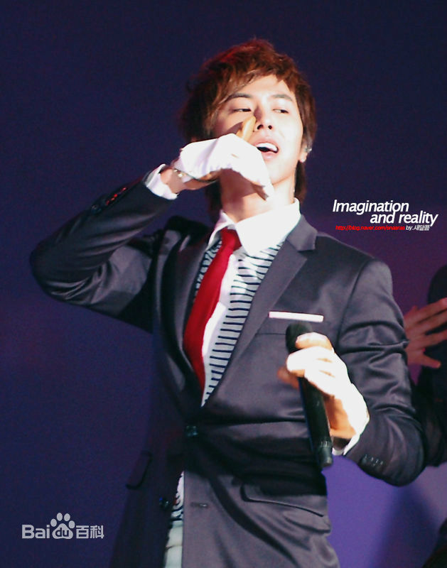 郑允浩(ユンホ（ユノ）、Jung Yunho、Jeong Yoonho)行走的R18图册