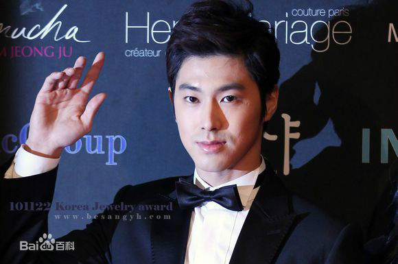 郑允浩(ユンホ（ユノ）、Jung Yunho、Jeong Yoonho)2010韩国珠宝展 亚洲明星奖图册
