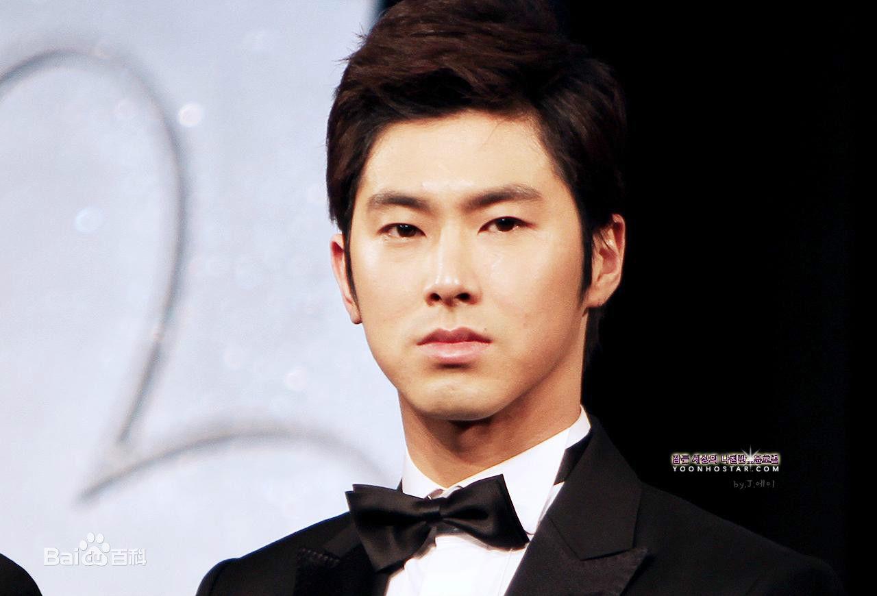 郑允浩(ユンホ（ユノ）、Jung Yunho、Jeong Yoonho)2010韩国珠宝展 亚洲明星奖图册