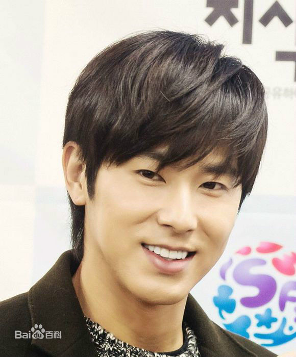 郑允浩(ユンホ（ユノ）、Jung Yunho、Jeong Yoonho)知识共有宣传大使前后照片