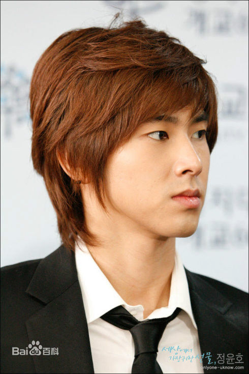 郑允浩(ユンホ（ユノ）、Jung Yunho、Jeong Yoonho)明智大学周年宣传大使前后照片