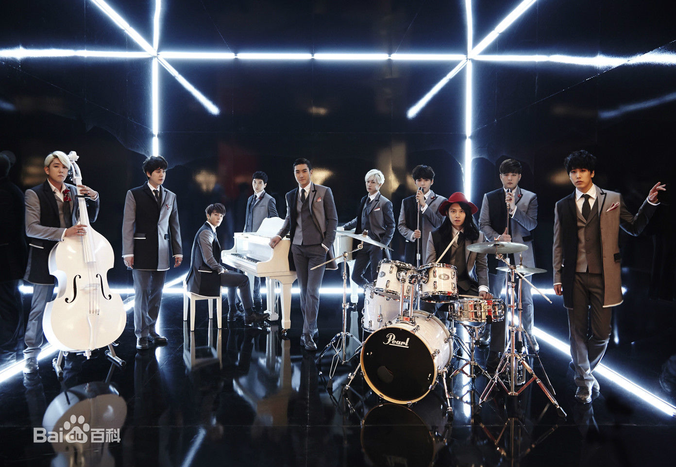 S.M.家族( TOWN)Super Junior性感图片图集