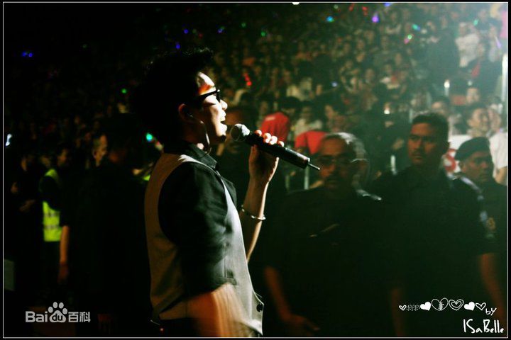 林健辉(Eric)林建辉在中国玉树重建校园慈善大汇演壁纸壁纸