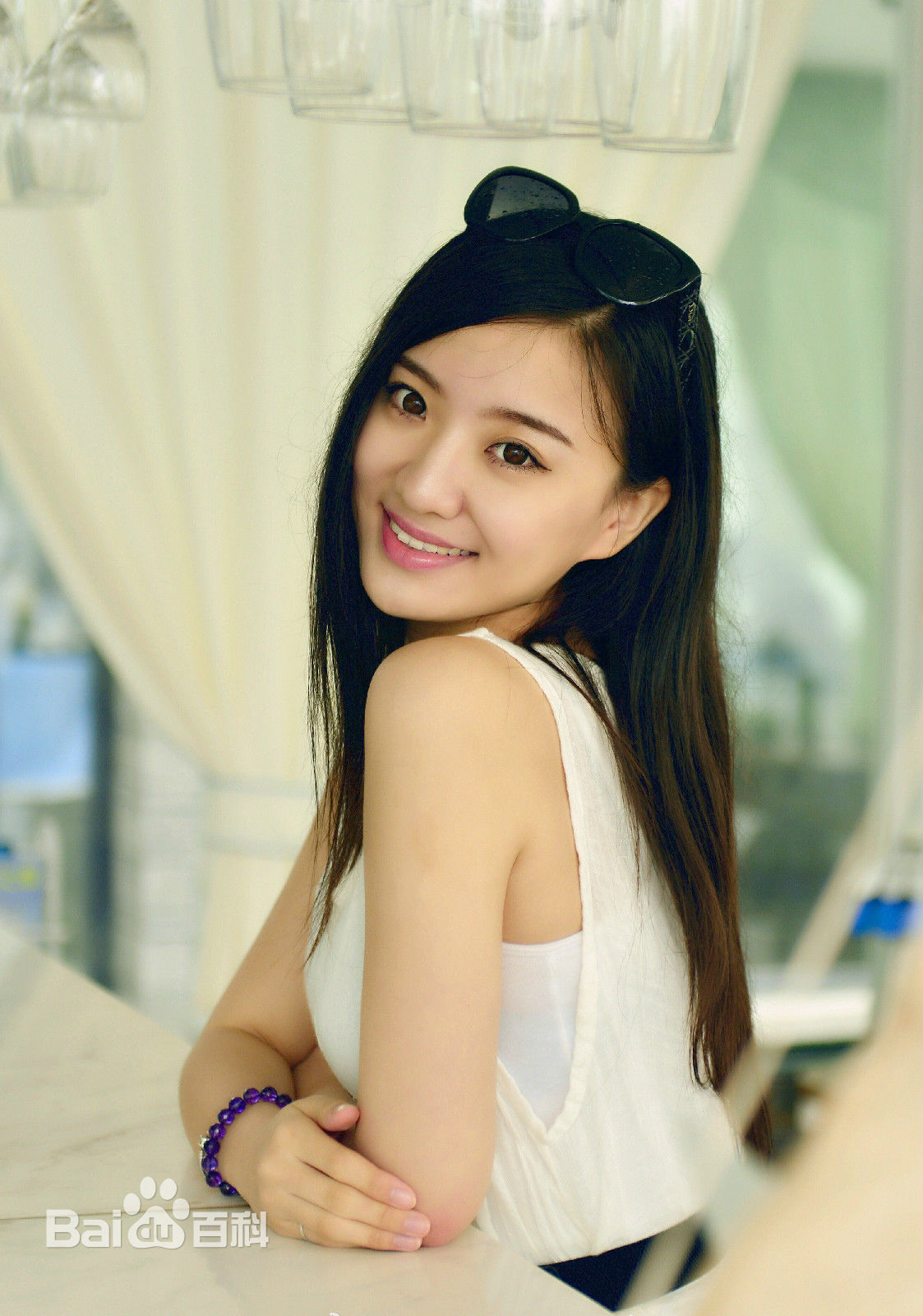 最新石雨晴壁纸