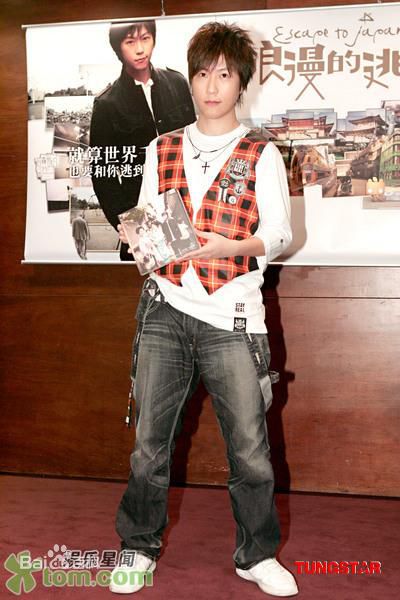 最优质陈信宏(Ashin)在《浪漫逃亡》宣传中的