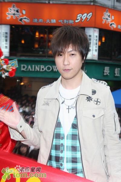 精选陈信宏(Ashin)在《浪漫的逃亡》签售会中的图册