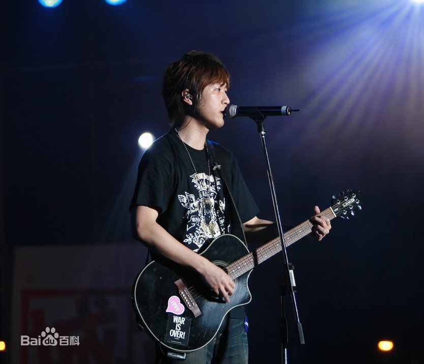 陈信宏(Ashin)阿信侧影生活照