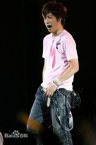 陈信宏(Ashin)阿信侧影生活照